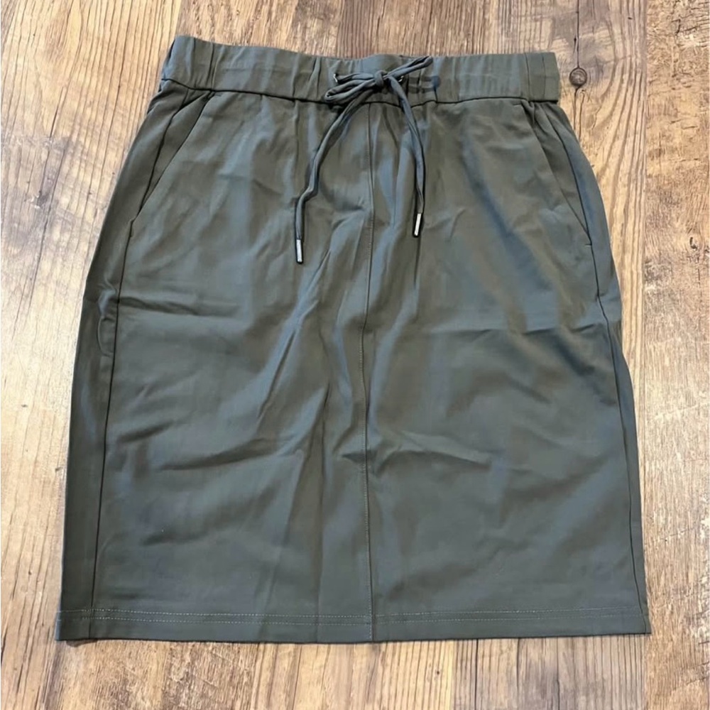 RW&CO. Dark Green Pencil Skirt
